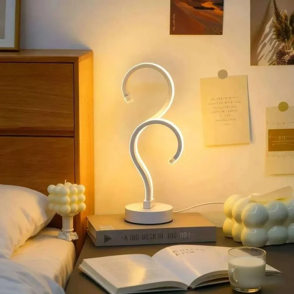 Curved Spiral LED Table Lamp, white S-curve LED lamp (photo 2)