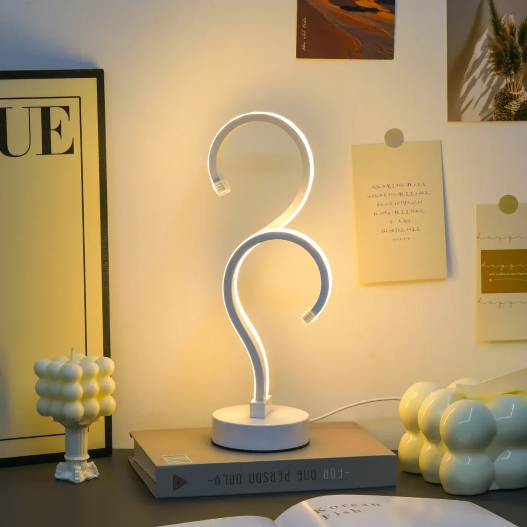 Curved Spiral LED Table Lamp, white S-curve LED lamp (photo 3)